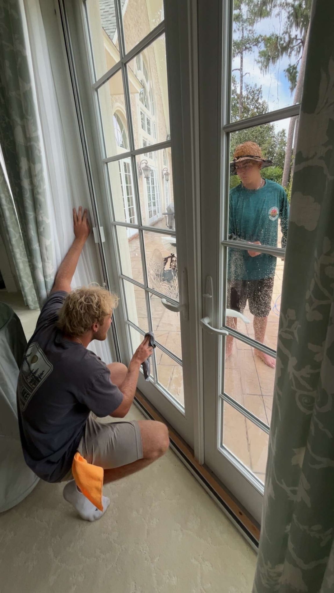 Interior window cleaning